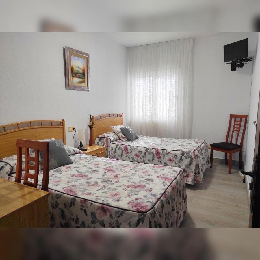 Hostal La Llave Mave Екстер'єр фото